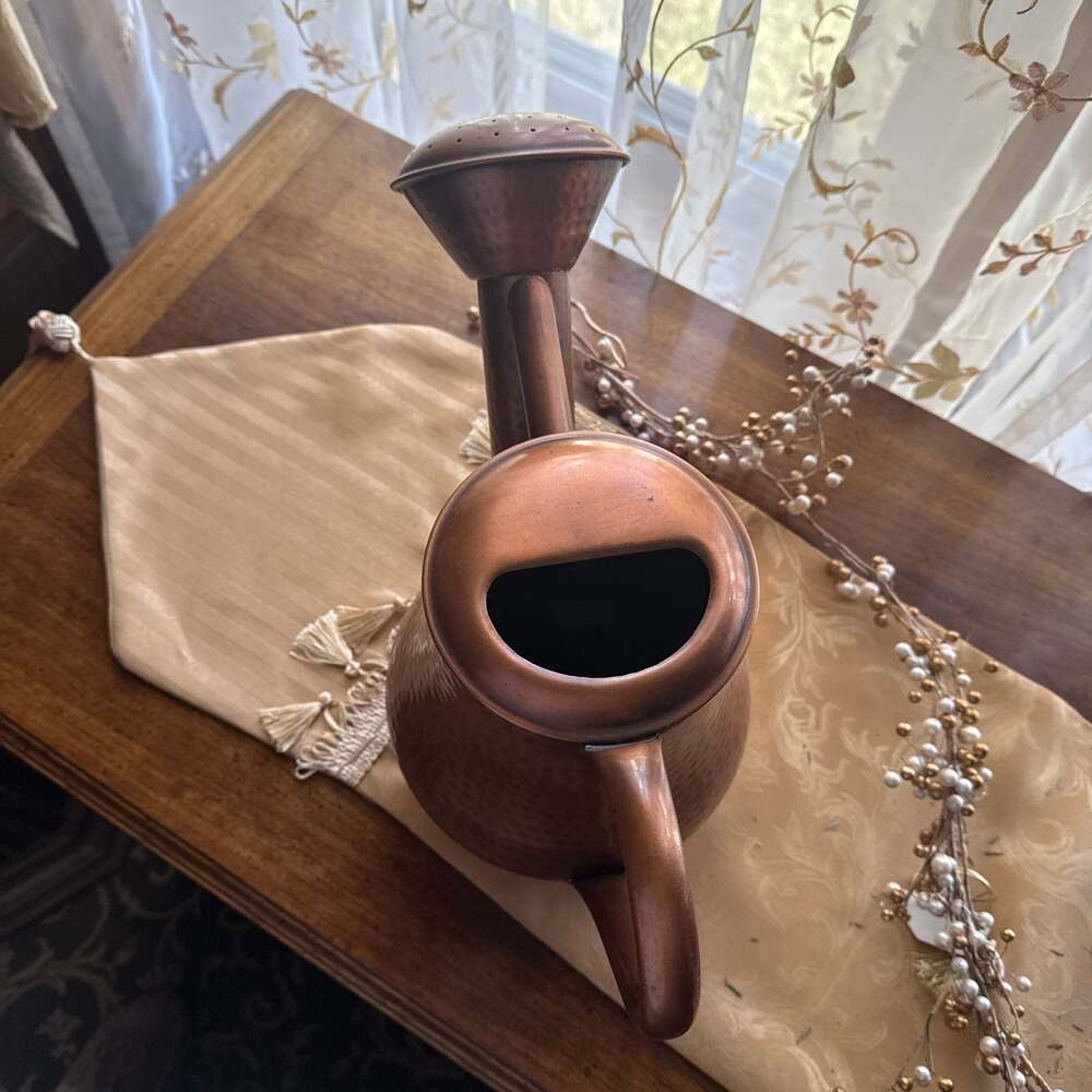 Vintage Hand Hammered Copper Watering Can with Brass Handle - Picture 3 of 4